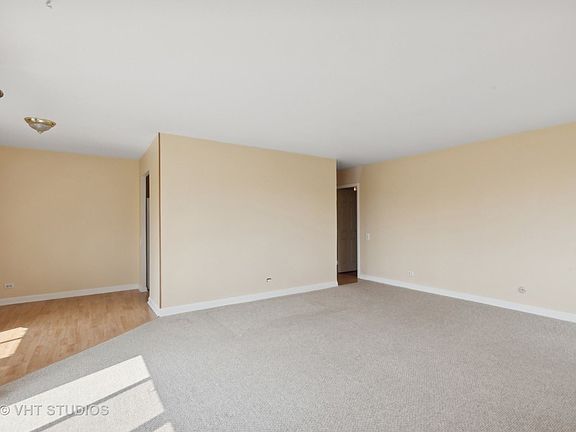 3rd image of 420 Walnut Creek Ln Unit 3504