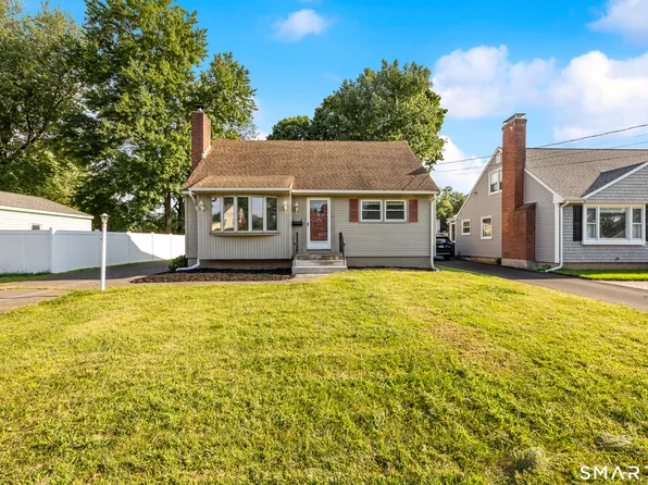 39 Whiteside Street, Newington, CT 06111