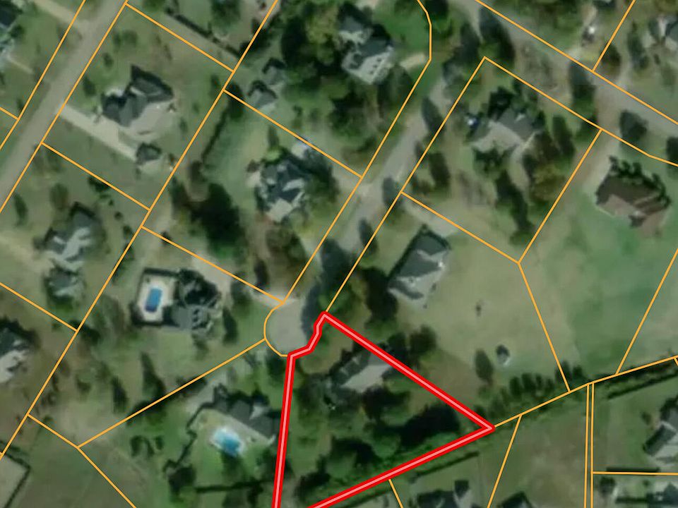 1st image of 108 Dogwood Cv #11