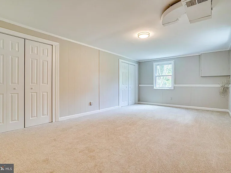 7430 Hastings St — Photo 38