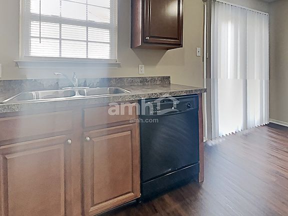 4th image of 1268 Weston Dr
