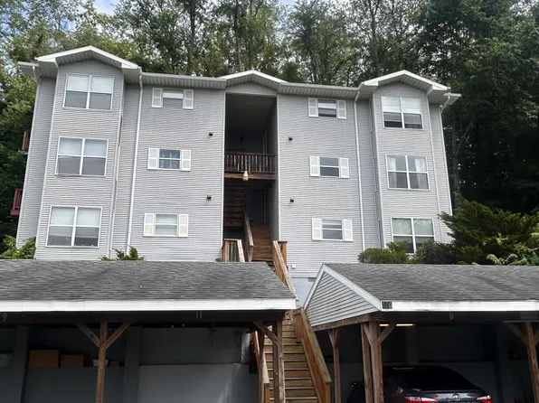 200 Stewart Ln APT 10, Morgantown, WV 26505