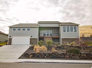 5101 Hershey Ln, West Richland, WA