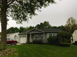 44 Castleton Dr, Toms River, NJ 08757