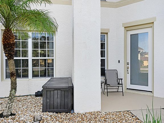 3rd image of 3497 Mount Carmel Ln