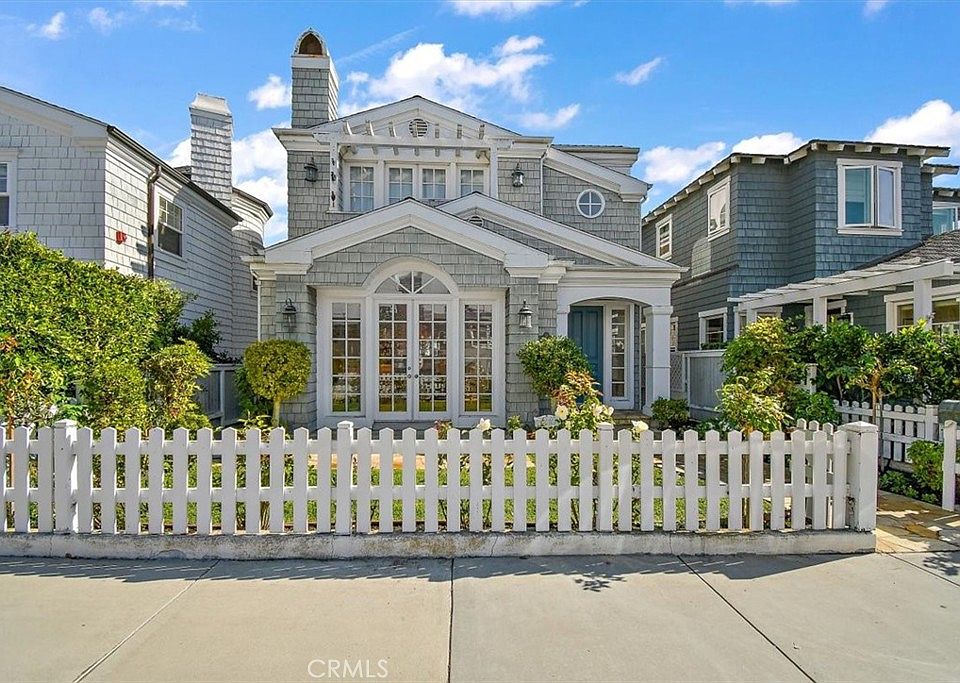 1st image of 216 Morningside Dr