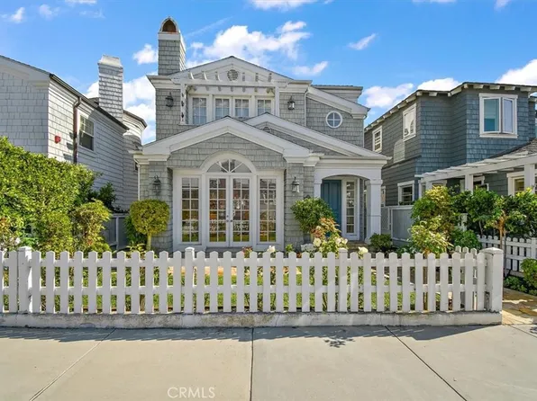 216 Morningside Dr, Manhattan Beach, CA 90266