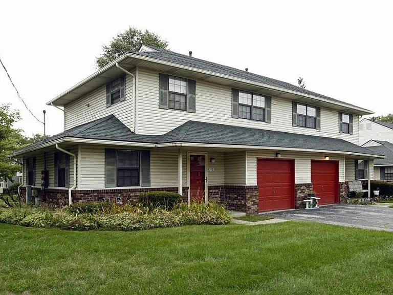 Beacon Place Apartments — Photo 10