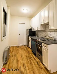 Rented by Wave Real Estate Group