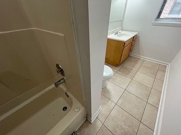 3rd image of 732 S Millvale Ave #Aa771ab40