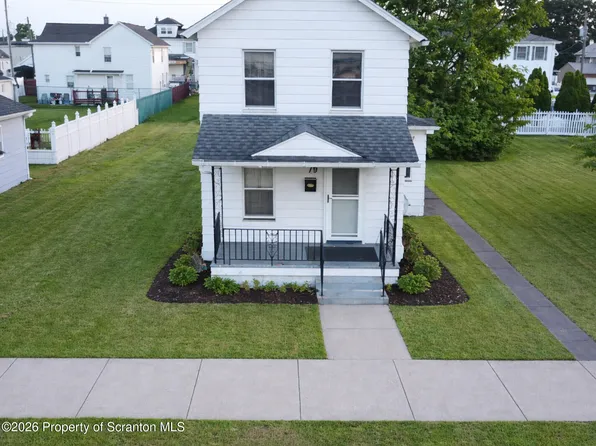 79 E 1st St, Wyoming, PA 18644
