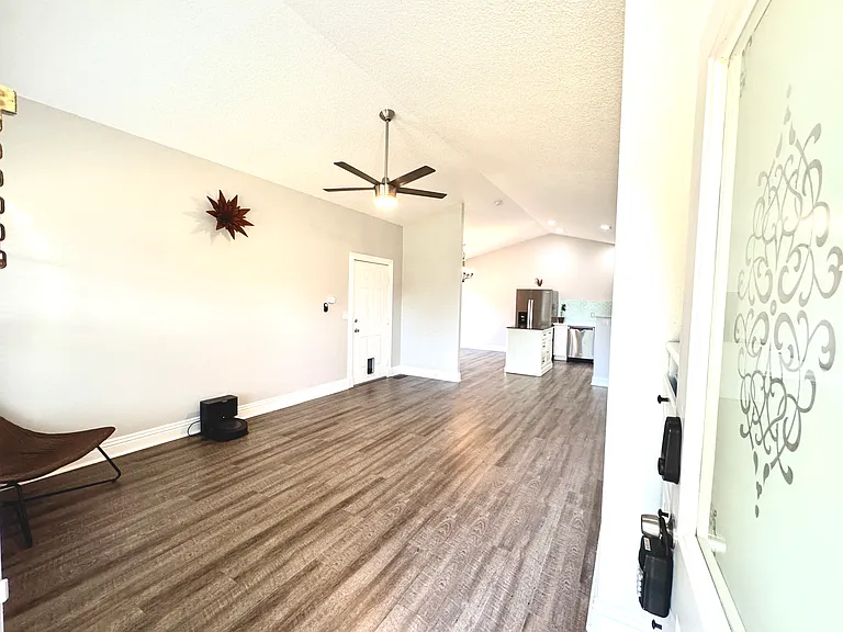 13001 NE 51st St — Photo 12