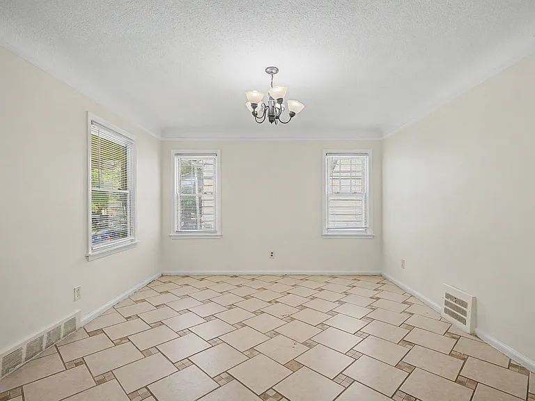 4580 Westland St — Photo 5