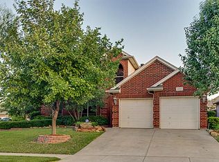 2828 White Rock Dr, Fort Worth, TX 76131