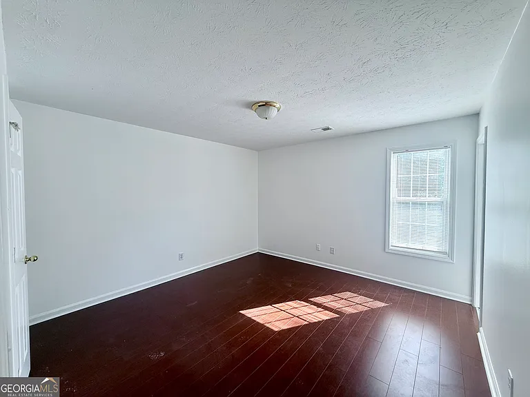 2700 Woodbine Hill Way — Photo 21