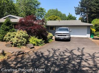 8045 SW 56th Ave, Portland, OR 97219