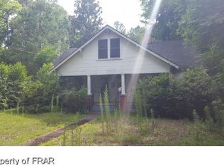 234 Pinecrest Dr, Fayetteville, NC 28305