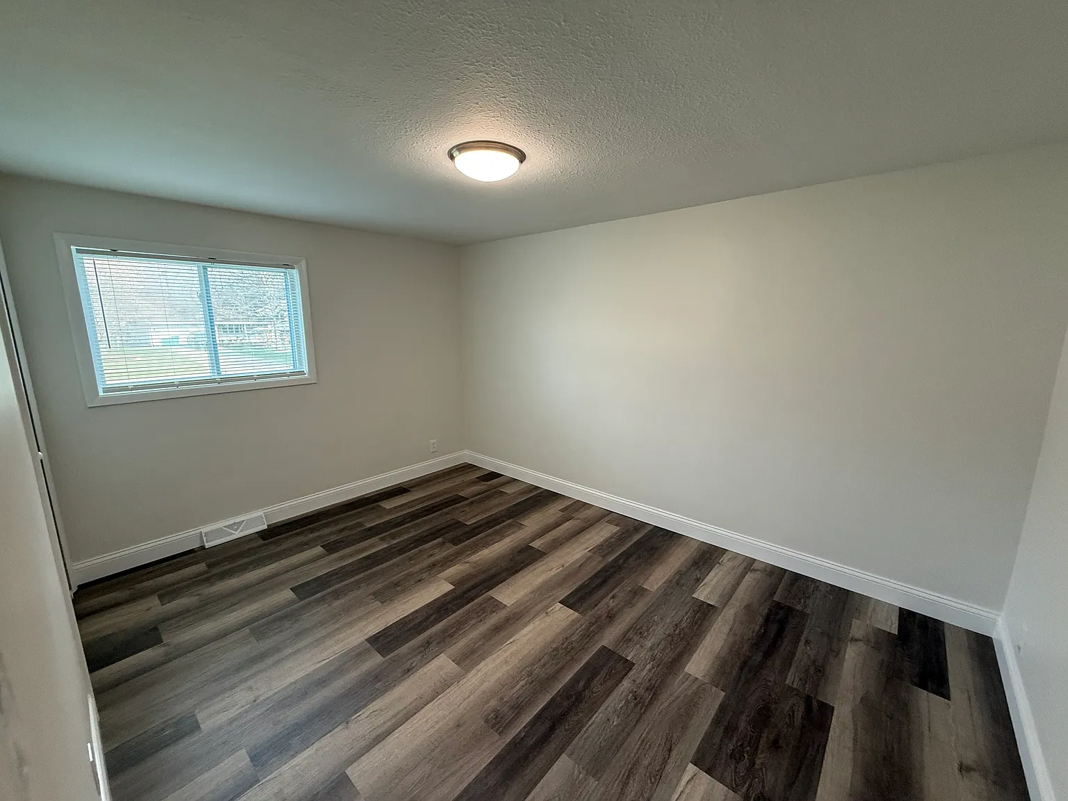 3 bed, 1746 sqft, $2,000 — Photo 2