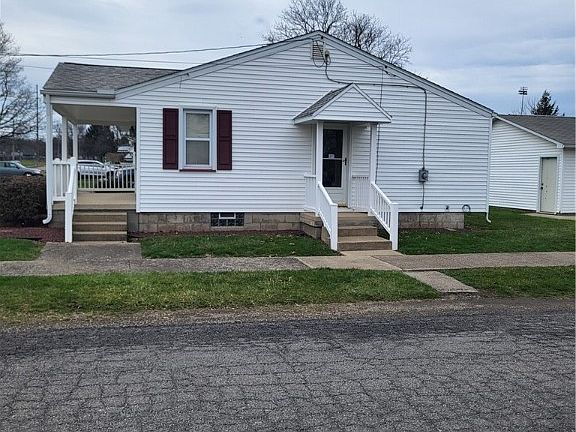 3rd image of 1146 Detroit Ave