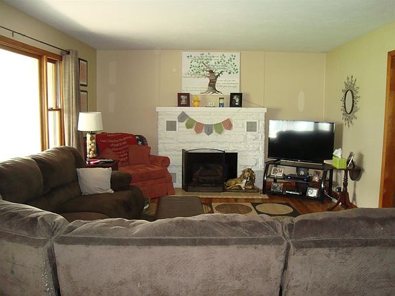 2nd image of 2626 W Sycamore Rd