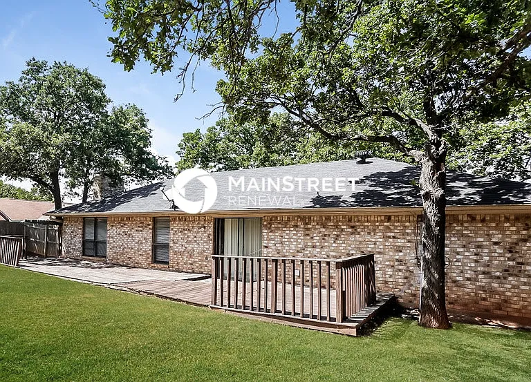 1003 Glenn Dr — Photo 16