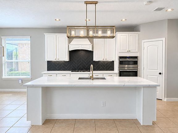 5th image of 20647 Applemint Cir