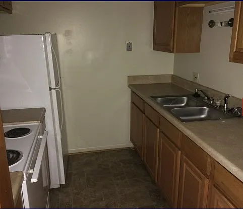 110 Mountain Ave SW #1 — Photo 3