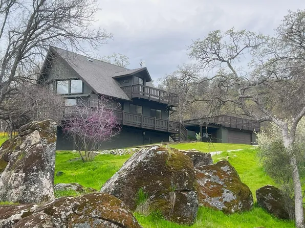 30114 Horseshoe Dr, Coarsegold, CA 93614