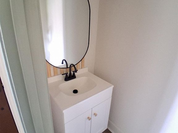 5th image of 14703 Barryknoll Ln APT 26