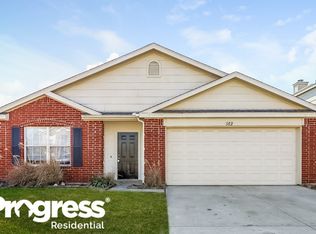 913 Beechwood Dr, Denton, TX 76210