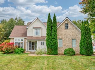 3529 Prescott Dr, Howell, MI