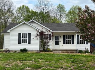 1718 Walkers Chapel Rd, Adolphus, KY 42120