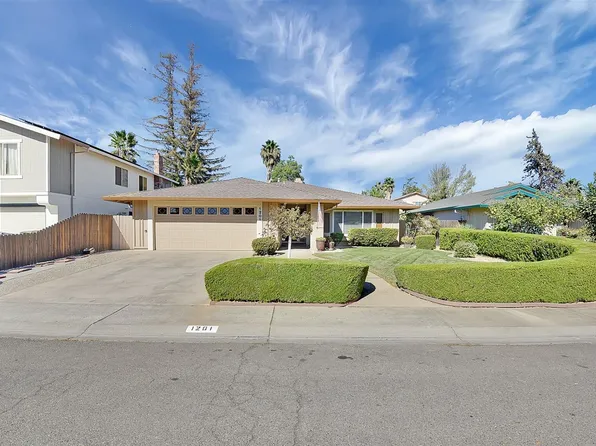 1201 Hobart Dr, Marysville, CA 95901