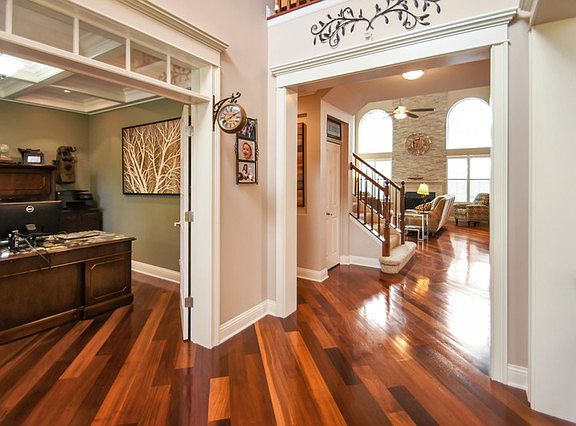 3rd image of 1535 Palisades Ln
