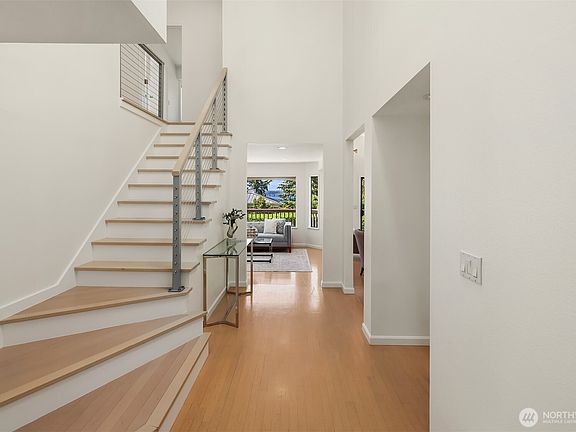 3rd image of 6206 114th Avenue NE