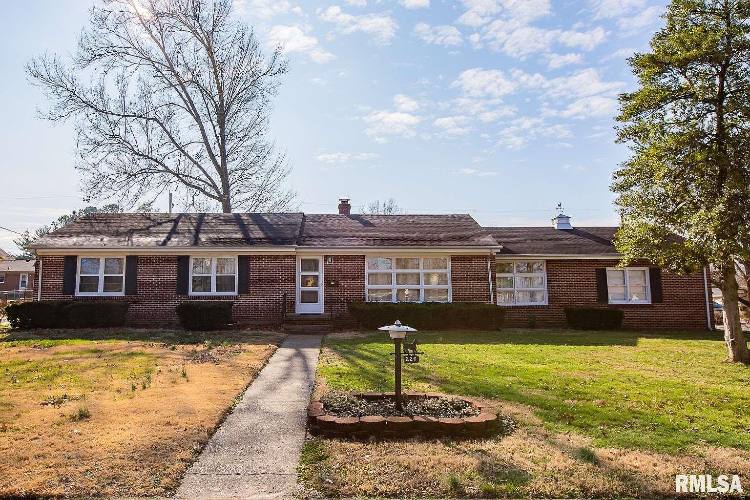 220 Circle Dr, Herrin, IL 62948 Zillow