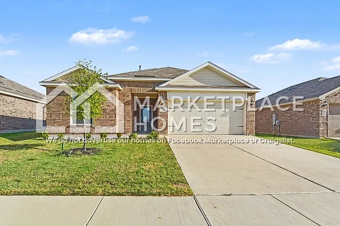 4 bed, 2.0 bath, 1791 sqft, $2,395 — Photo 2