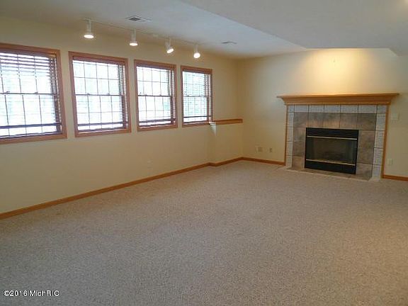 5th image of 32957 Glen Eagle Ln