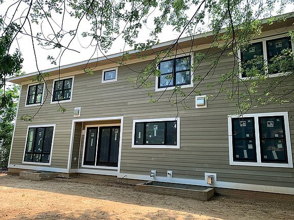4th image of 6814 Dean Dr