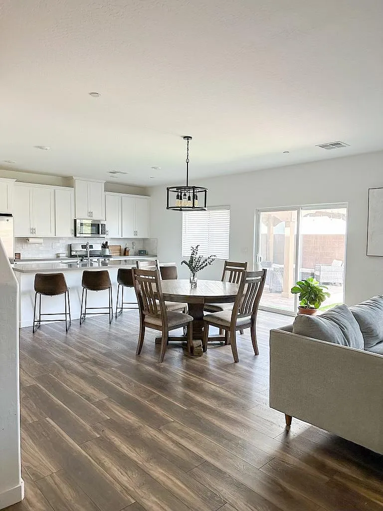 1614 Dakota Group Ave — Photo 4