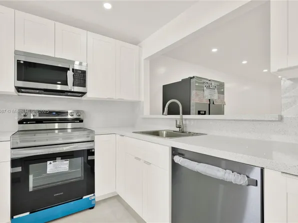 8320 Sands Point Blvd APT M107, Fort Lauderdale, FL 33321