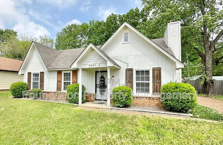 6220 Village Park Rd — Photo 1