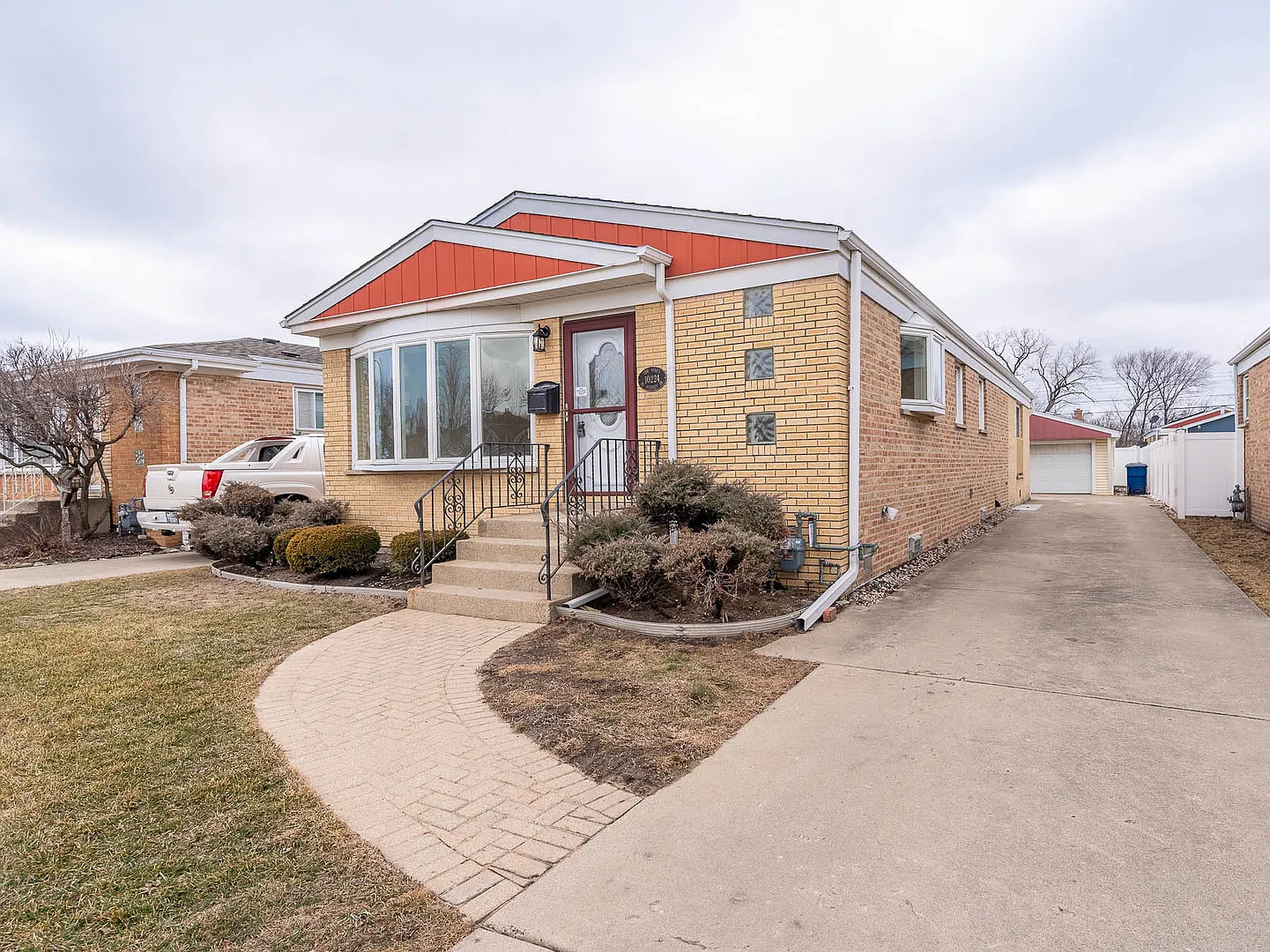 10224 McNerney Dr photo 1