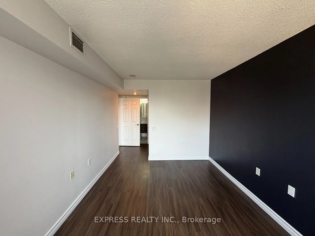 2 bed, $2,700 — Photo 3