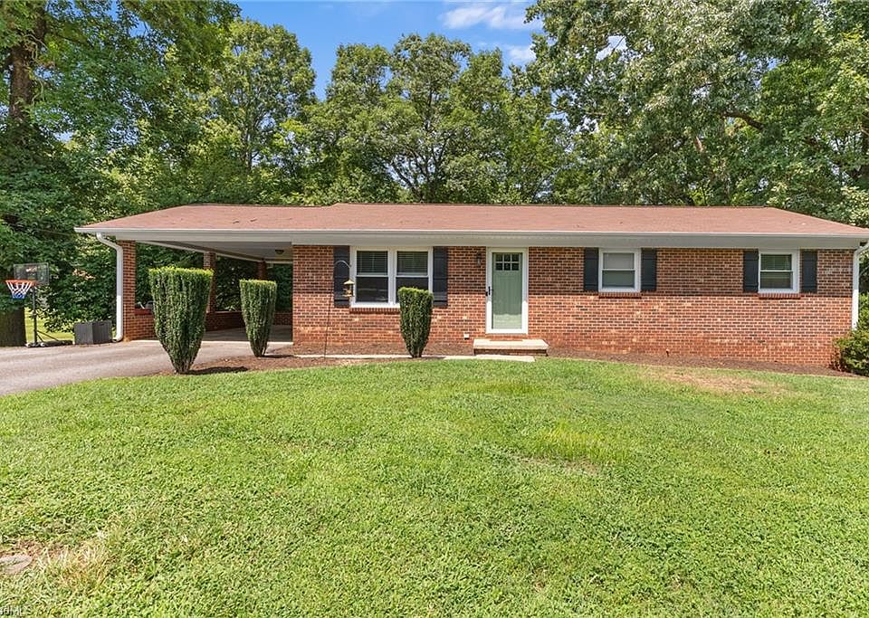 1st image of 132 Blue Ridge Rd