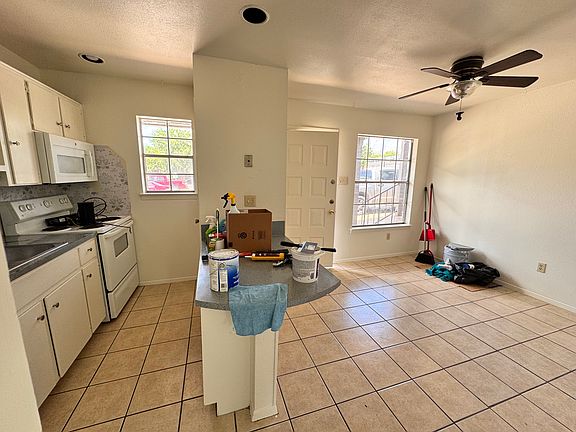 4th image of 3104 Stoneway Dr APT 104
