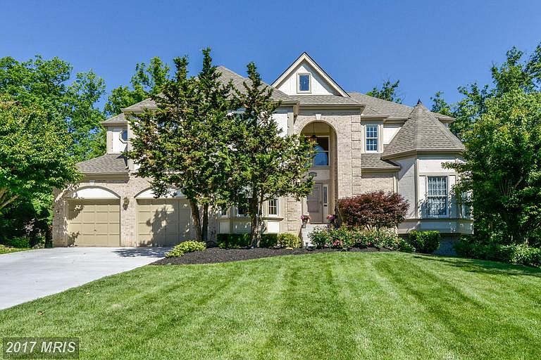 1st image of 43242 Brownstone Ct