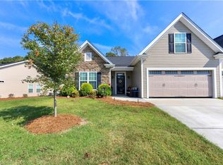 6236 Queens Gate Ct, Clemmons, NC 27012