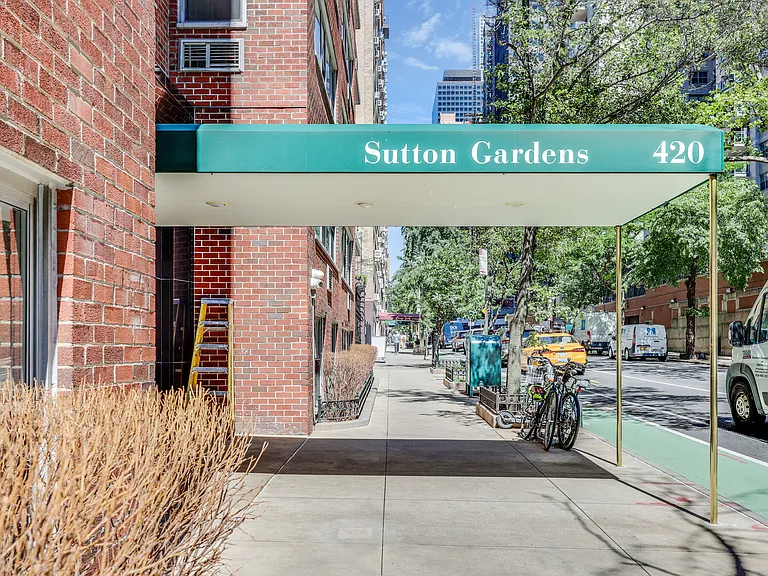 420 E 55th St #8H — Photo 10