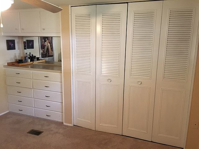 2nd image of 131 Oak Dr